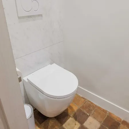 Unique - Marais - Mobility Lease * Париж